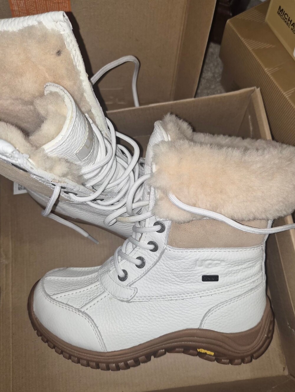 UGG Adirondack Boot II